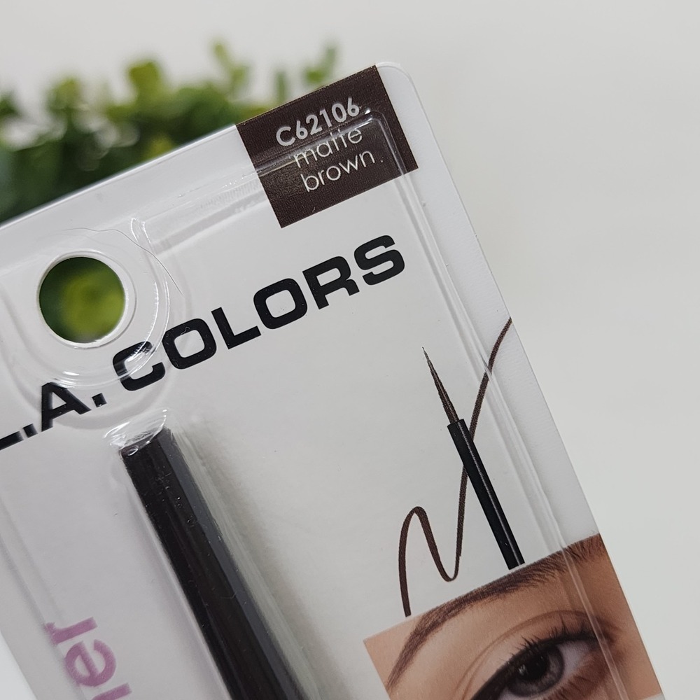 L.A. COLORS Liquid Eyeliner Matte Brown C62106 ~ Fine Tip Brush ~ New - Picture 4 of 8